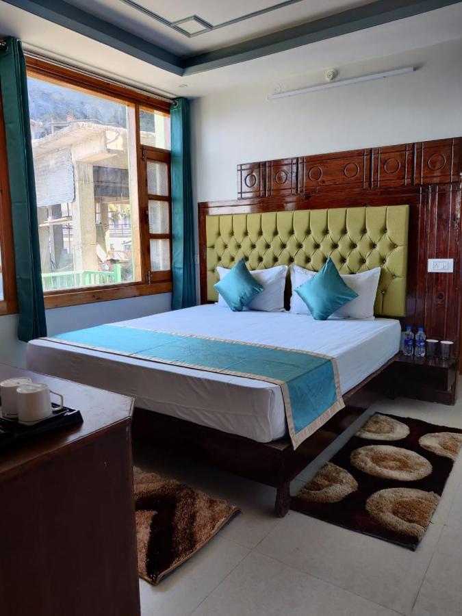 Golden Oak Bed and Breakfast Shimla Esterno foto