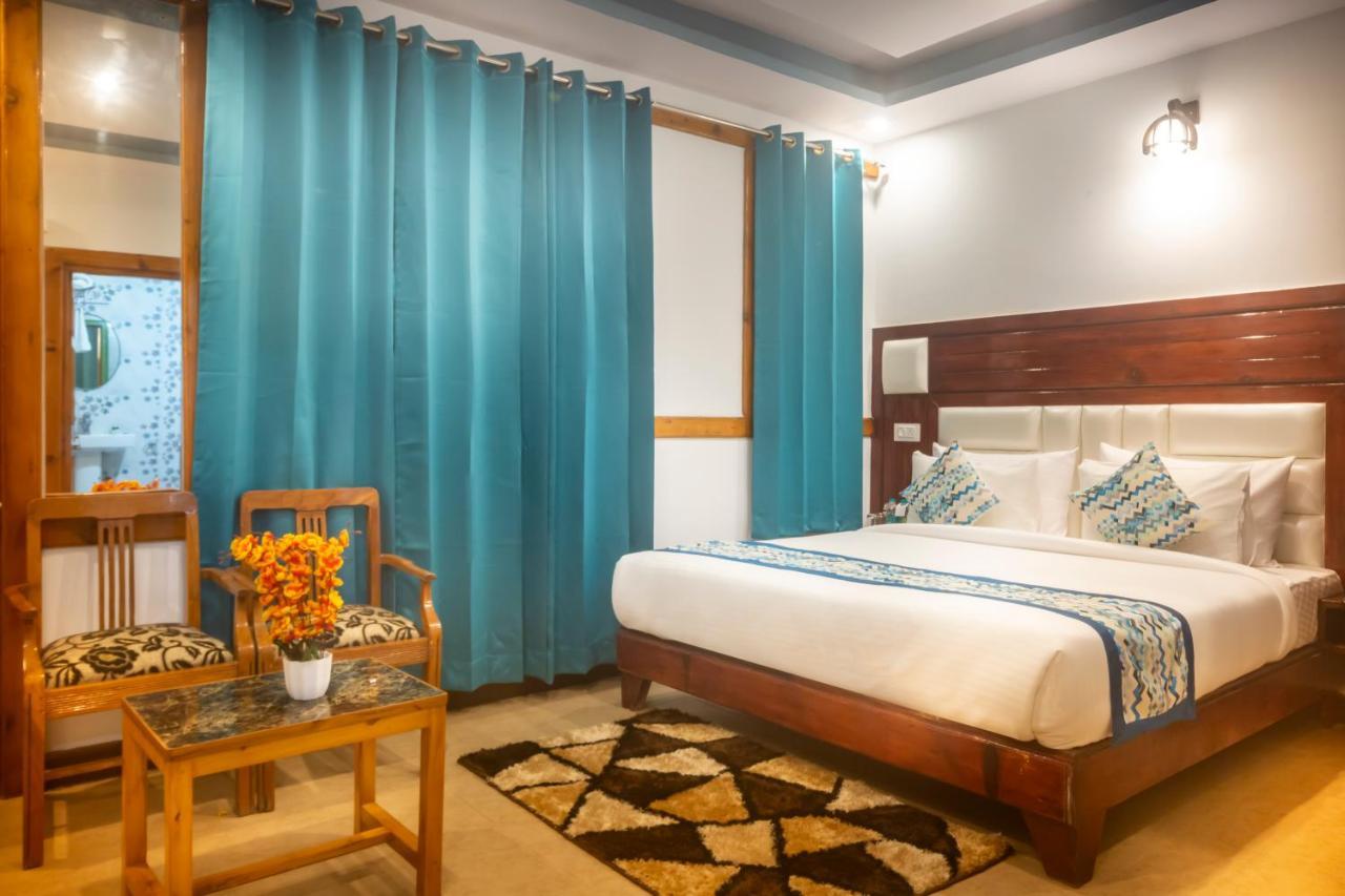 Golden Oak Bed and Breakfast Shimla Esterno foto