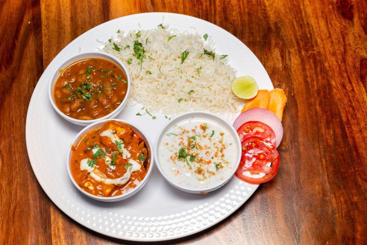 Golden Oak Bed and Breakfast Shimla Esterno foto