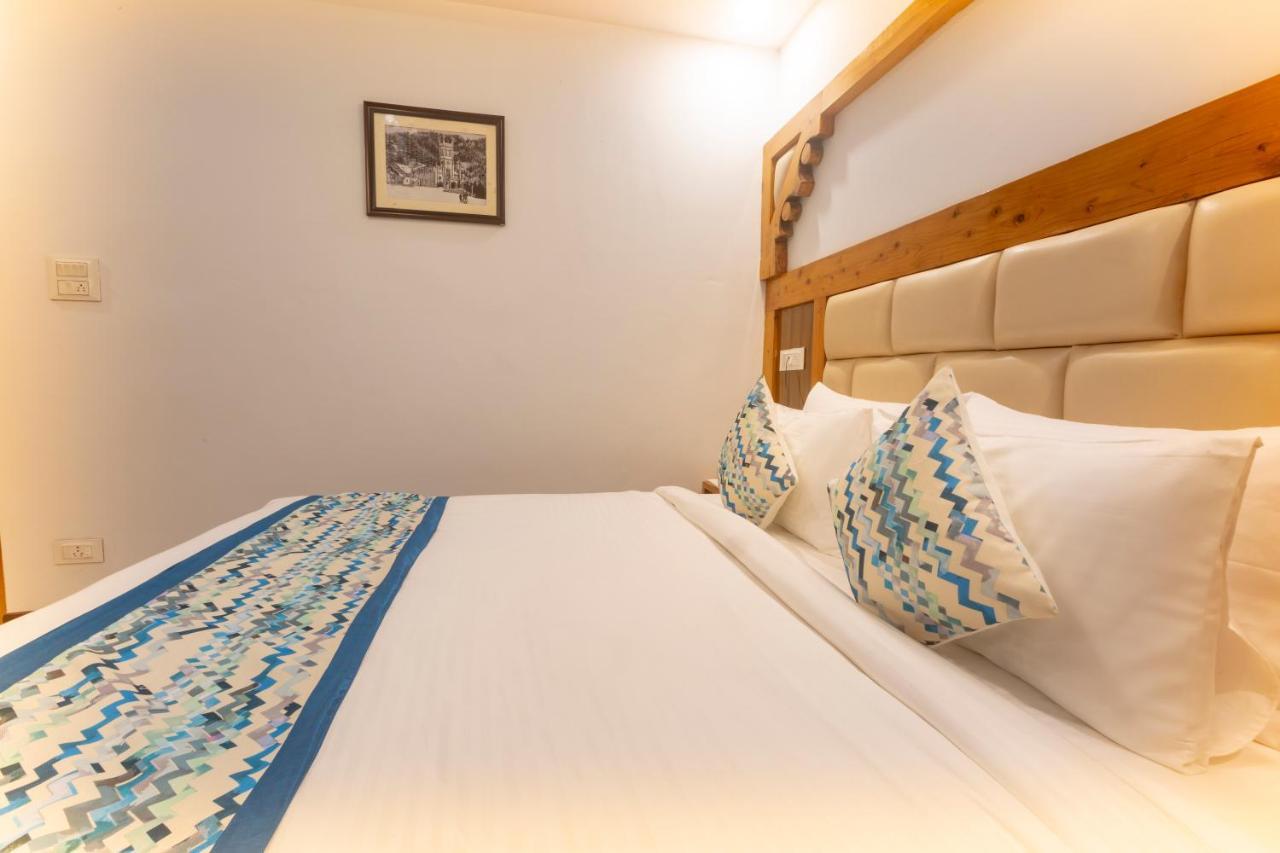 Golden Oak Bed and Breakfast Shimla Esterno foto